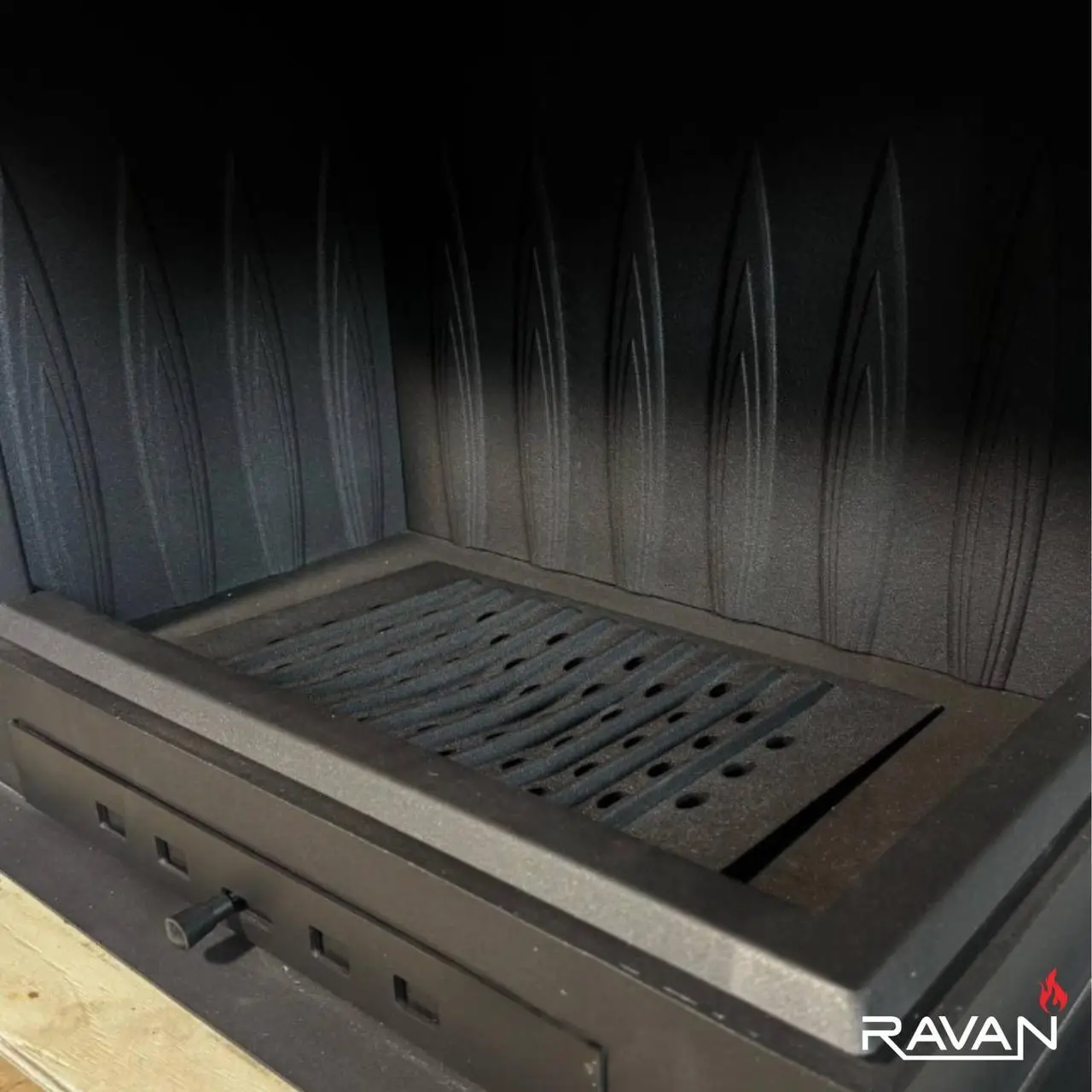 Каминная чугунная топка на дровах Ravan угловая IMPERIAL 600 L (левая) — изображение 7